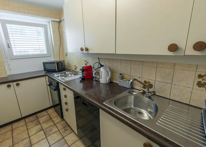 Center شقة إنترلاكن